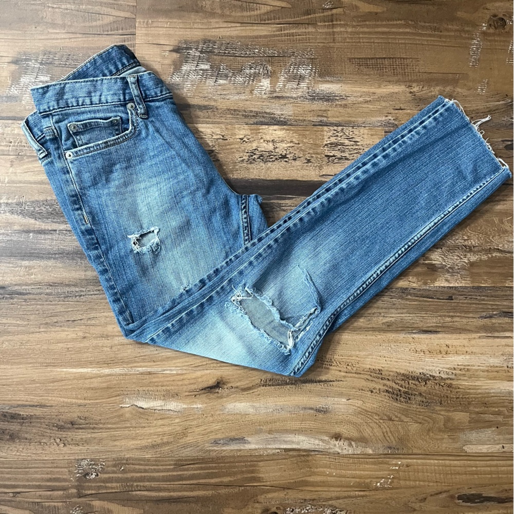 Banana Republic Light Blue Straight Leg Distressed Women's Crop Ankle Denim Jean - Picture 2 of 13